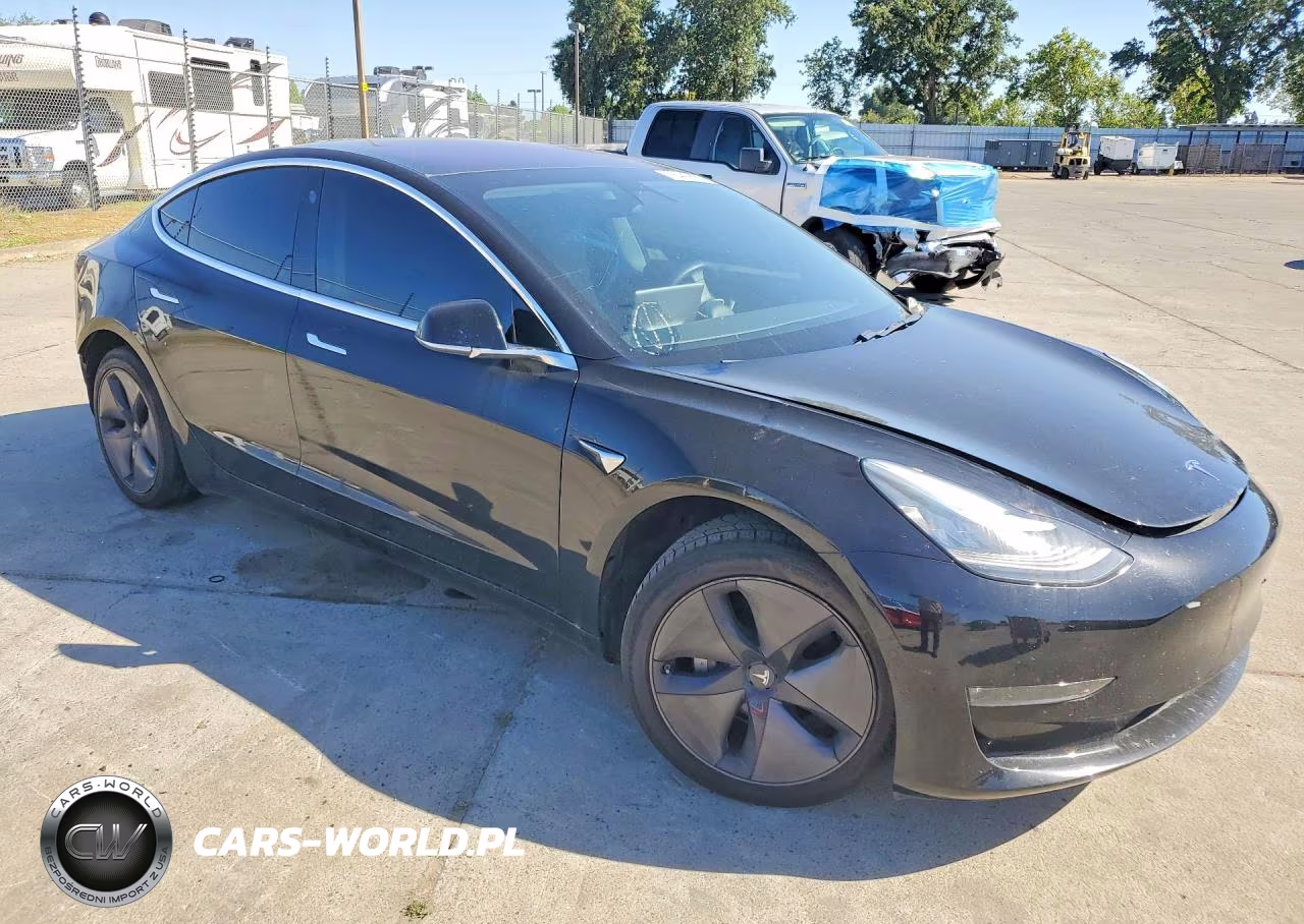 2018 Tesla Model 3 VIN:5YJ3E1EA8JF172768 - 4