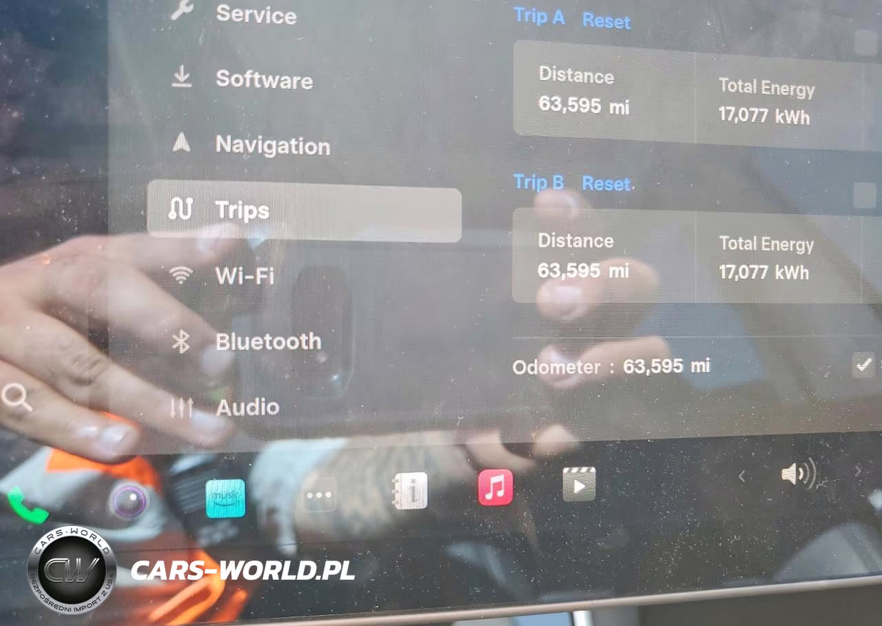 2018 Tesla Model 3 VIN:5YJ3E1EA8JF172768 - 9
