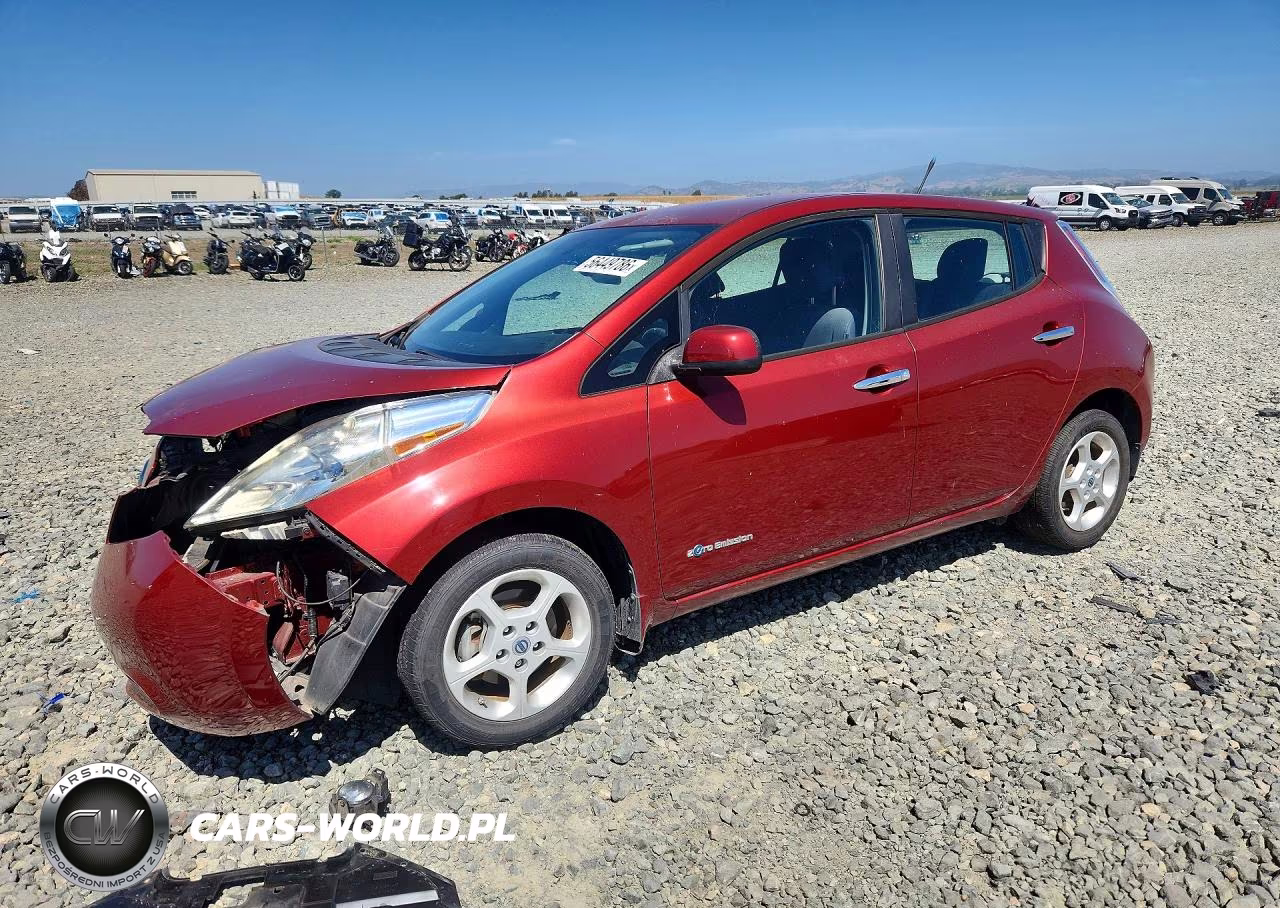 2013 Nissan Leaf S