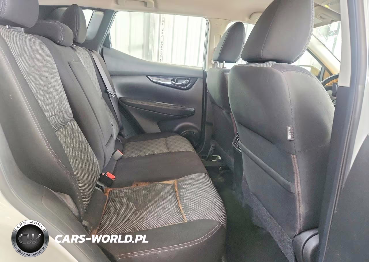 2017 Nissan Rogue VIN:JN1BJ1CR4HW111958 - 11