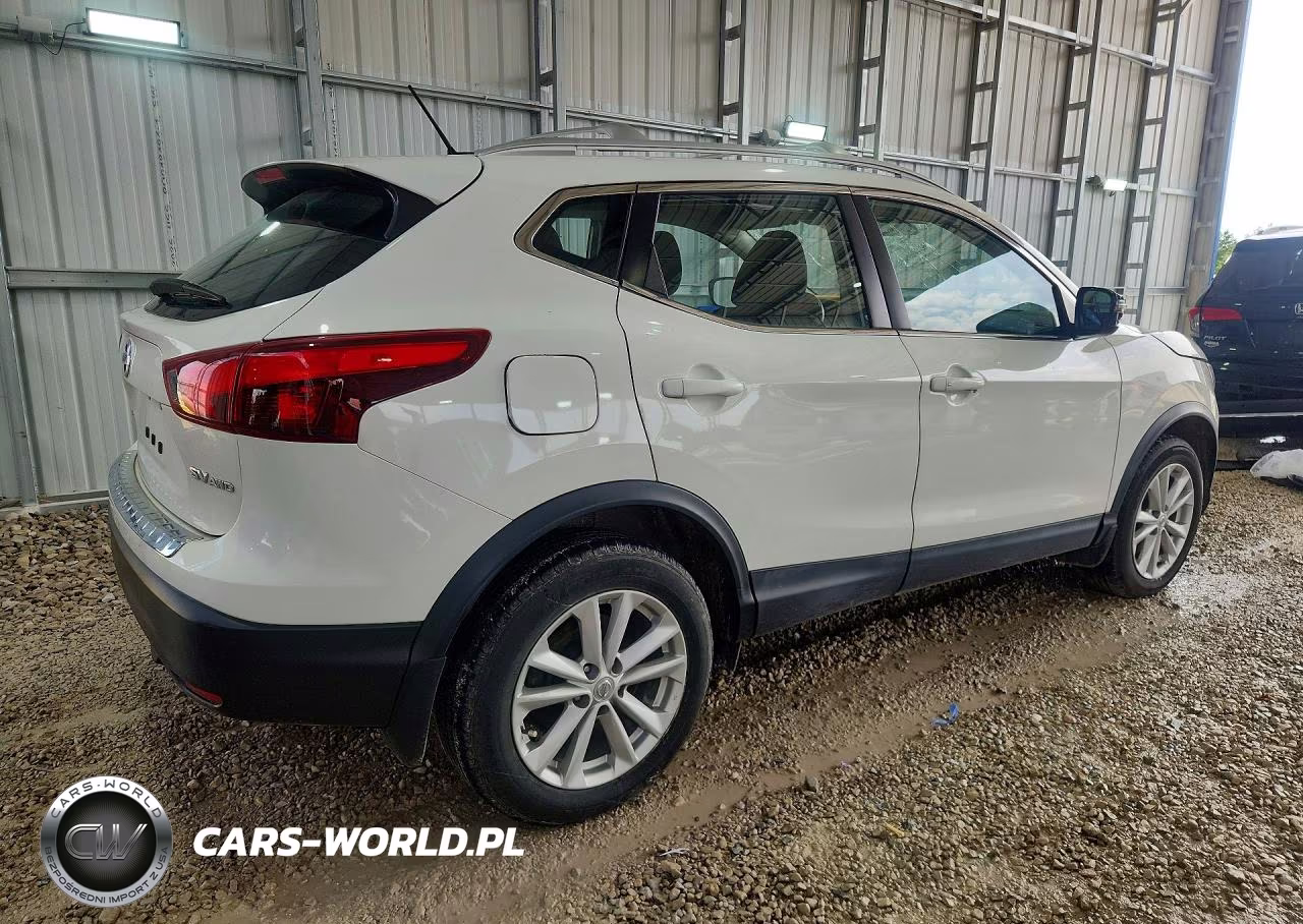 2017 Nissan Rogue VIN:JN1BJ1CR4HW111958 - 3
