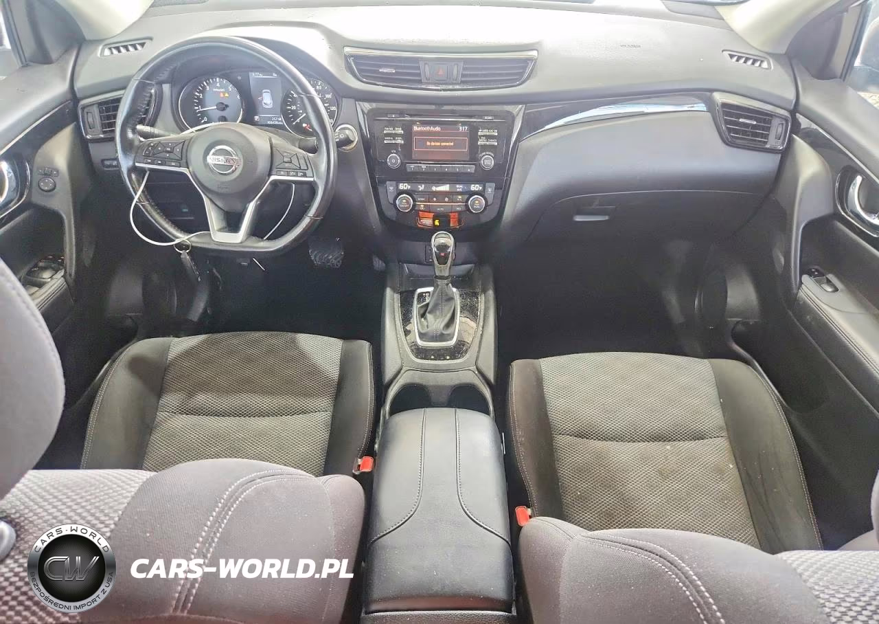 2017 Nissan Rogue VIN:JN1BJ1CR4HW111958 - 8
