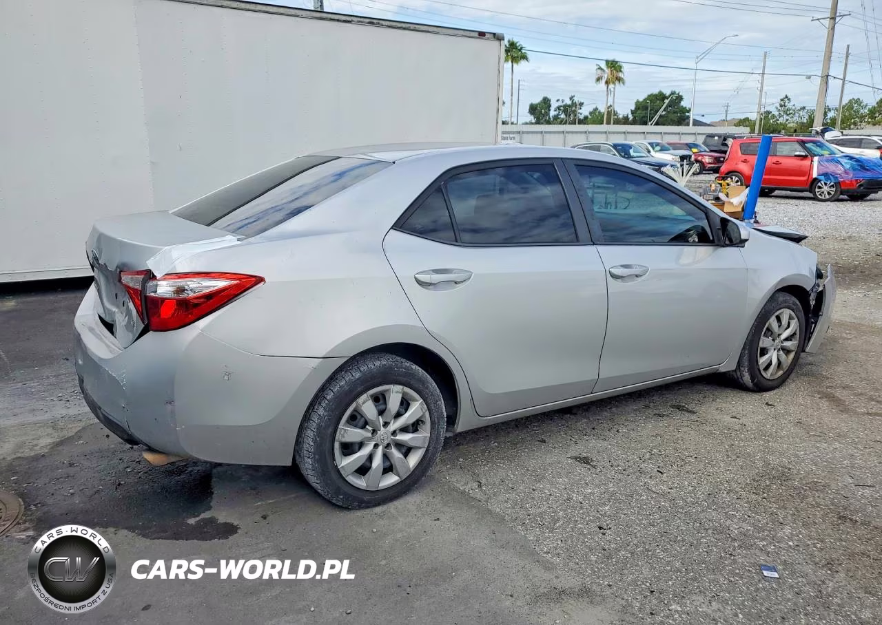 2016 Toyota Corolla Le VIN:2T1BURHE1GC490675 - 3