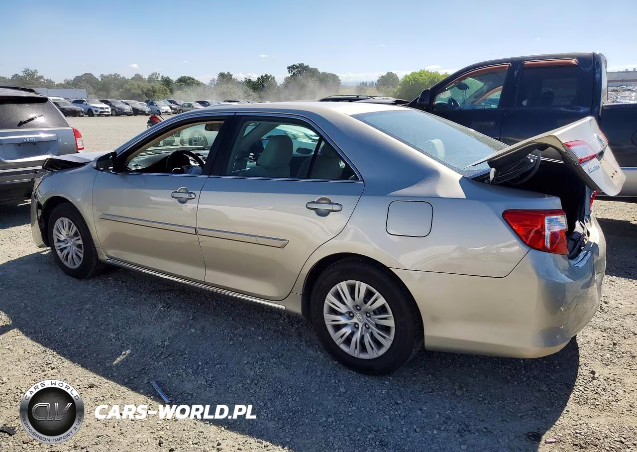 2014 Toyota Camry Le VIN:4T4BF1FK7ER363161 - 2