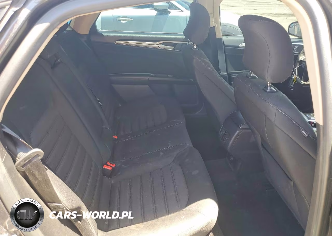 2018 Ford Fusion Se Hybrid VIN:3FA6P0LU8JR219848 - 10