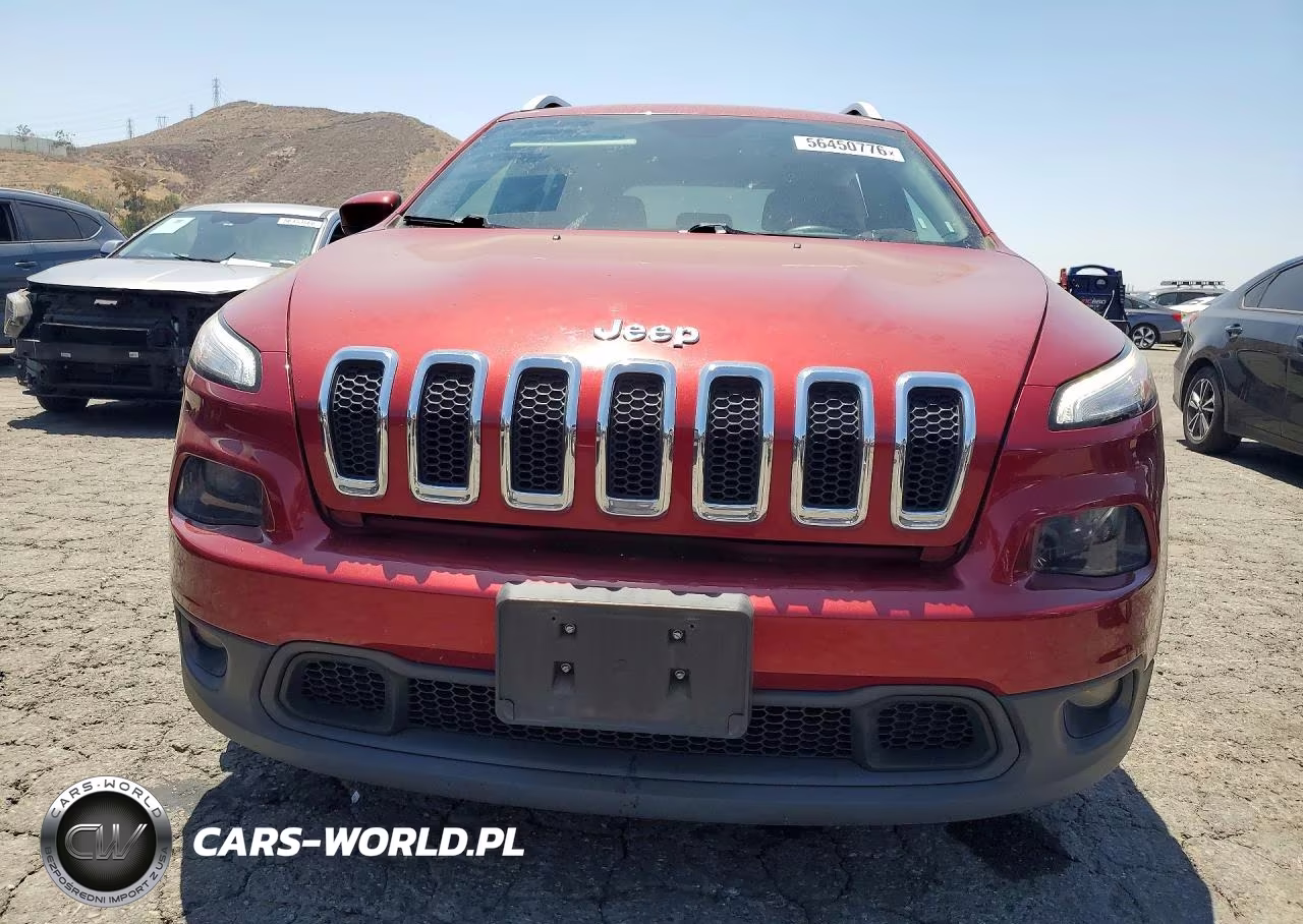 2016 Jeep Cherokee Latitude VIN:1C4PJLCBXGW114525 - 5