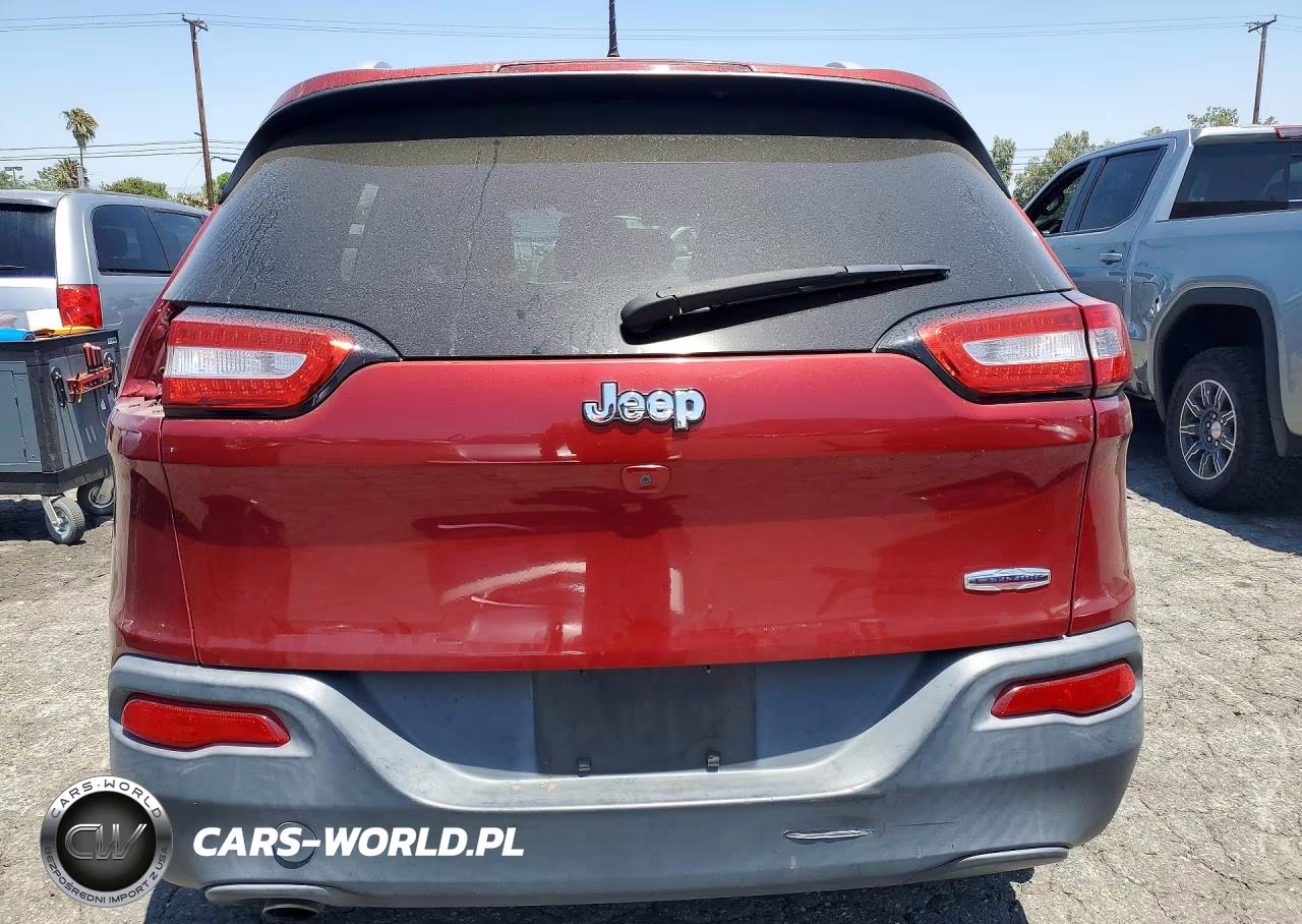 2016 Jeep Cherokee Latitude VIN:1C4PJLCBXGW114525 - 6