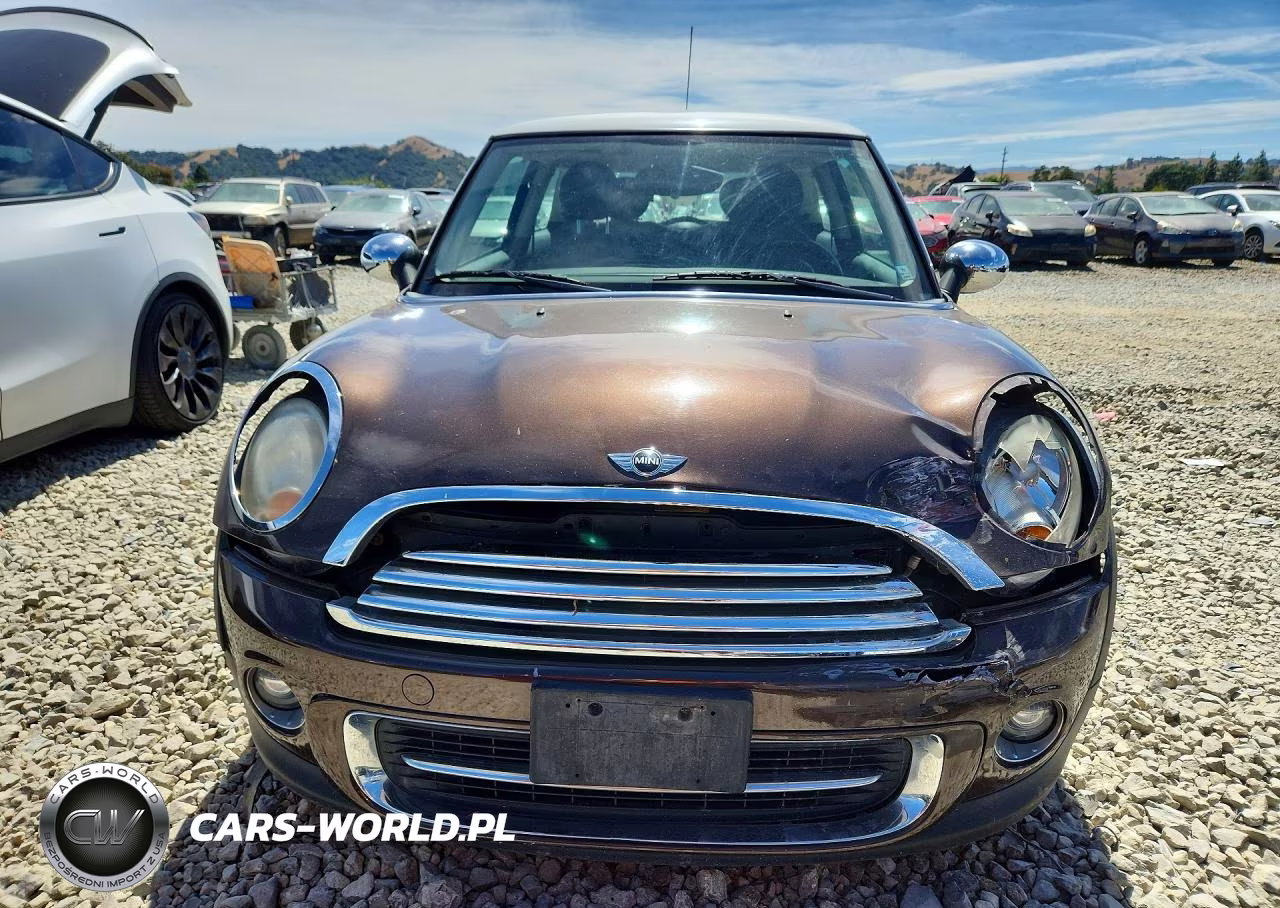2011 Mini Cooper VIN:WMWSU3C51BT091946 - 5