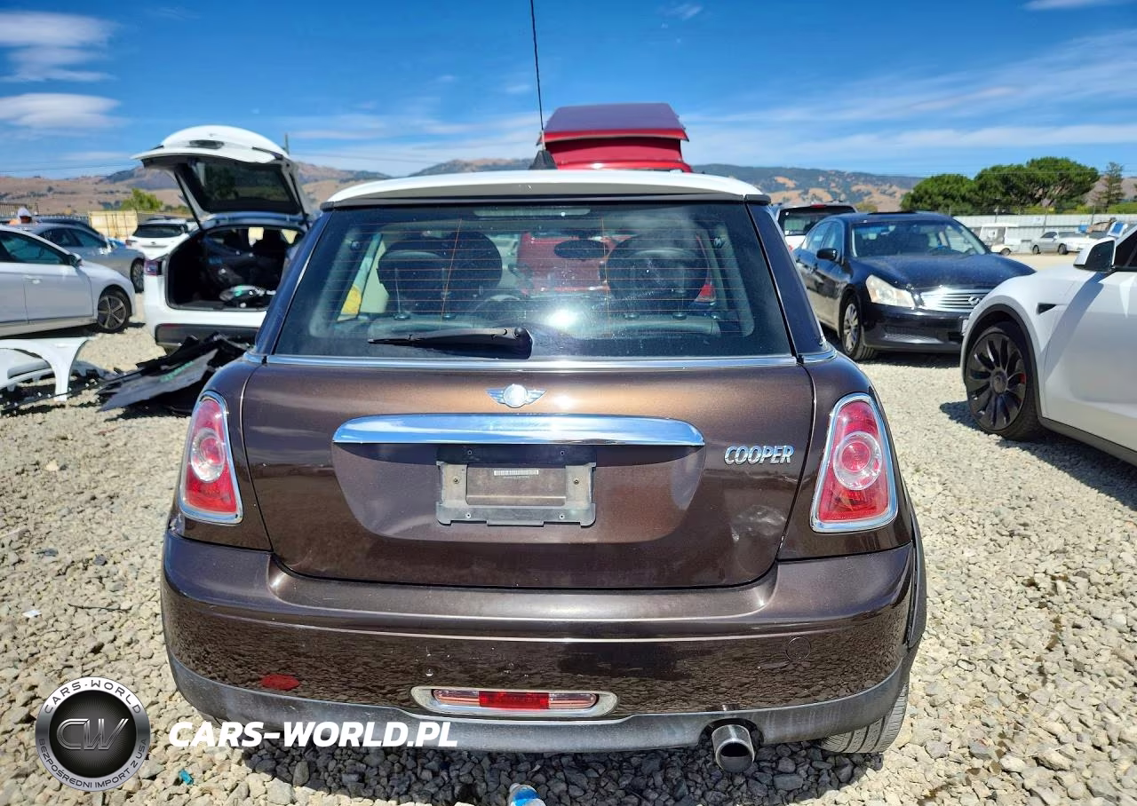 2011 Mini Cooper VIN:WMWSU3C51BT091946 - 6