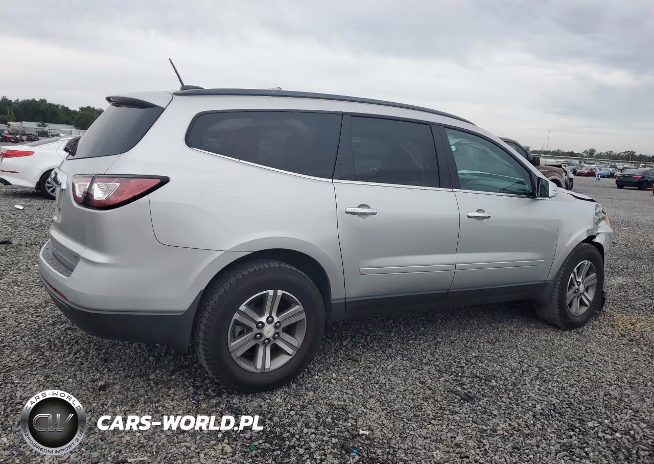 2017 Chevrolet Traverse Lt VIN:1GNKRHKD0HJ353865 - 3