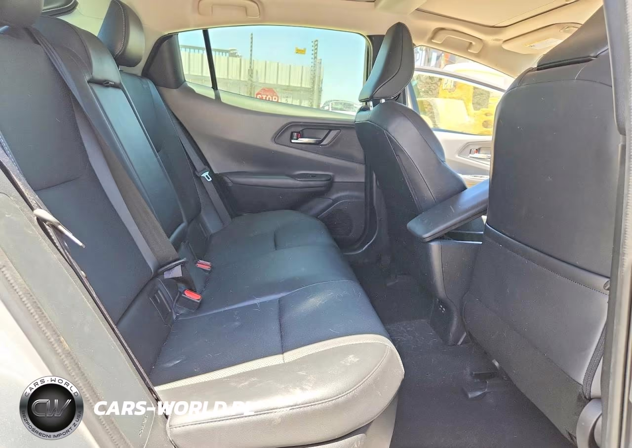 2023 Toyota Prius Xle VIN:JTDACAAU6P3002718 - 10