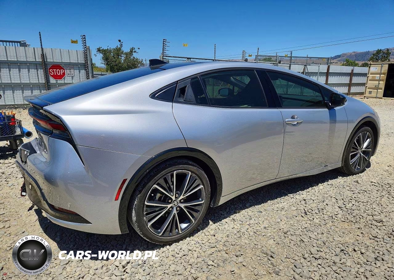 2023 Toyota Prius Xle VIN:JTDACAAU6P3002718 - 3