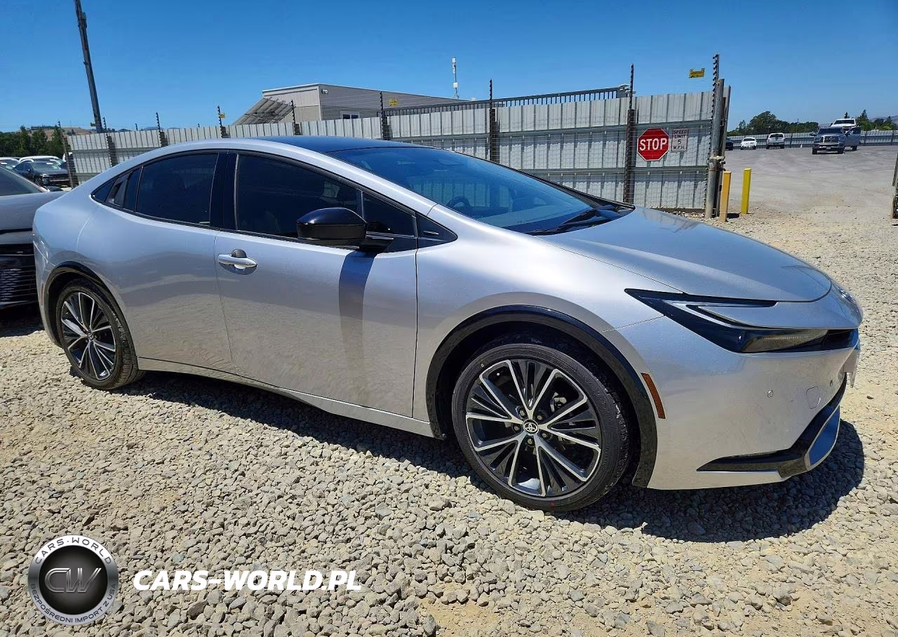 2023 Toyota Prius Xle VIN:JTDACAAU6P3002718 - 4