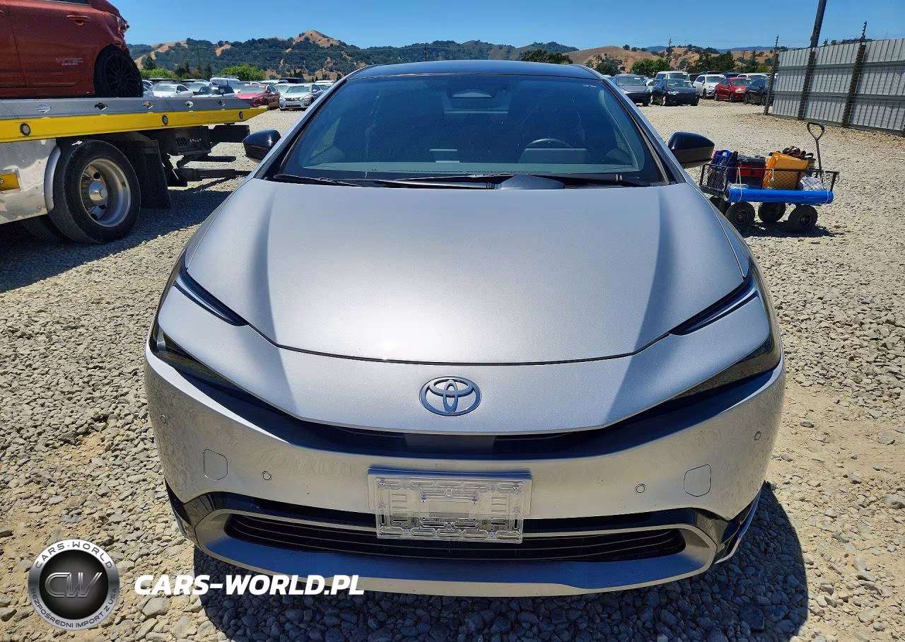 2023 Toyota Prius Xle VIN:JTDACAAU6P3002718 - 5