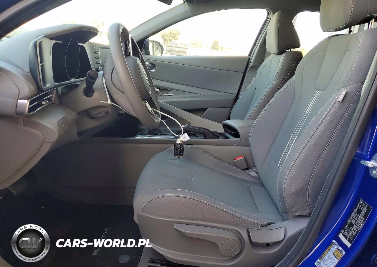 2023 Hyundai Elantra Sel VIN:5NPLM4AG1PH118804 - 7