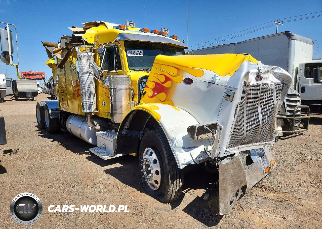 2001 Peterbilt 379 - Semi Truck