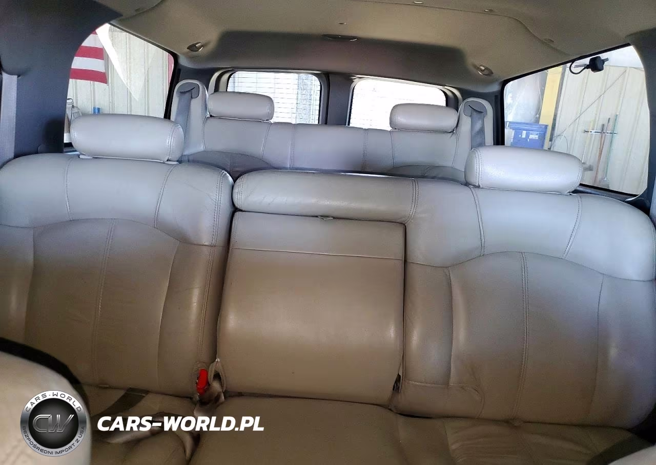 2001 Chevrolet Suburban K1500 VIN:3GNFK16T51G144689 - 10
