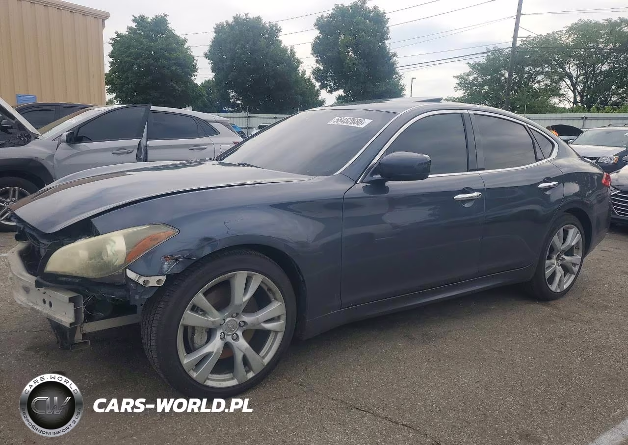 2011 Infiniti M56 Base