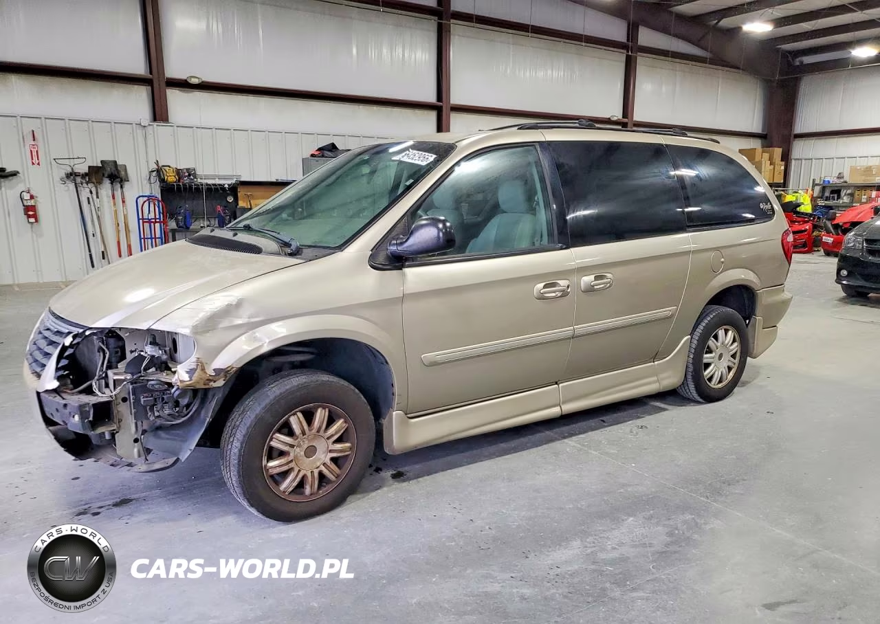 2006 Chrysler Town & Country Touring