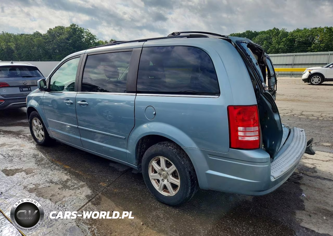2008 Chrysler Town & Country Touring VIN:2A8HR54P18R127802 - 2