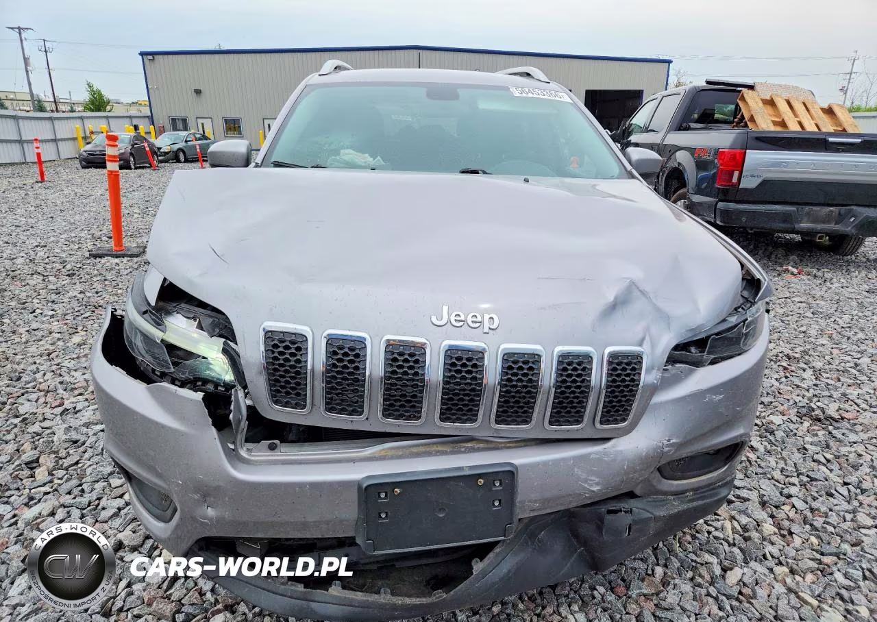 2019 Jeep Cherokee Latitude Plus VIN:1C4PJMLX5KD217356 - 5