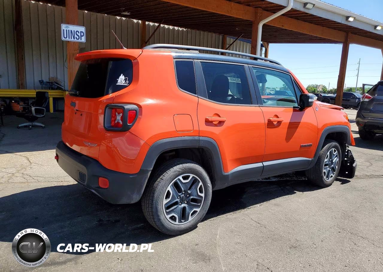 2017 Jeep Renegade Trailhawk VIN:ZACCJBCB8HPE52464 - 3