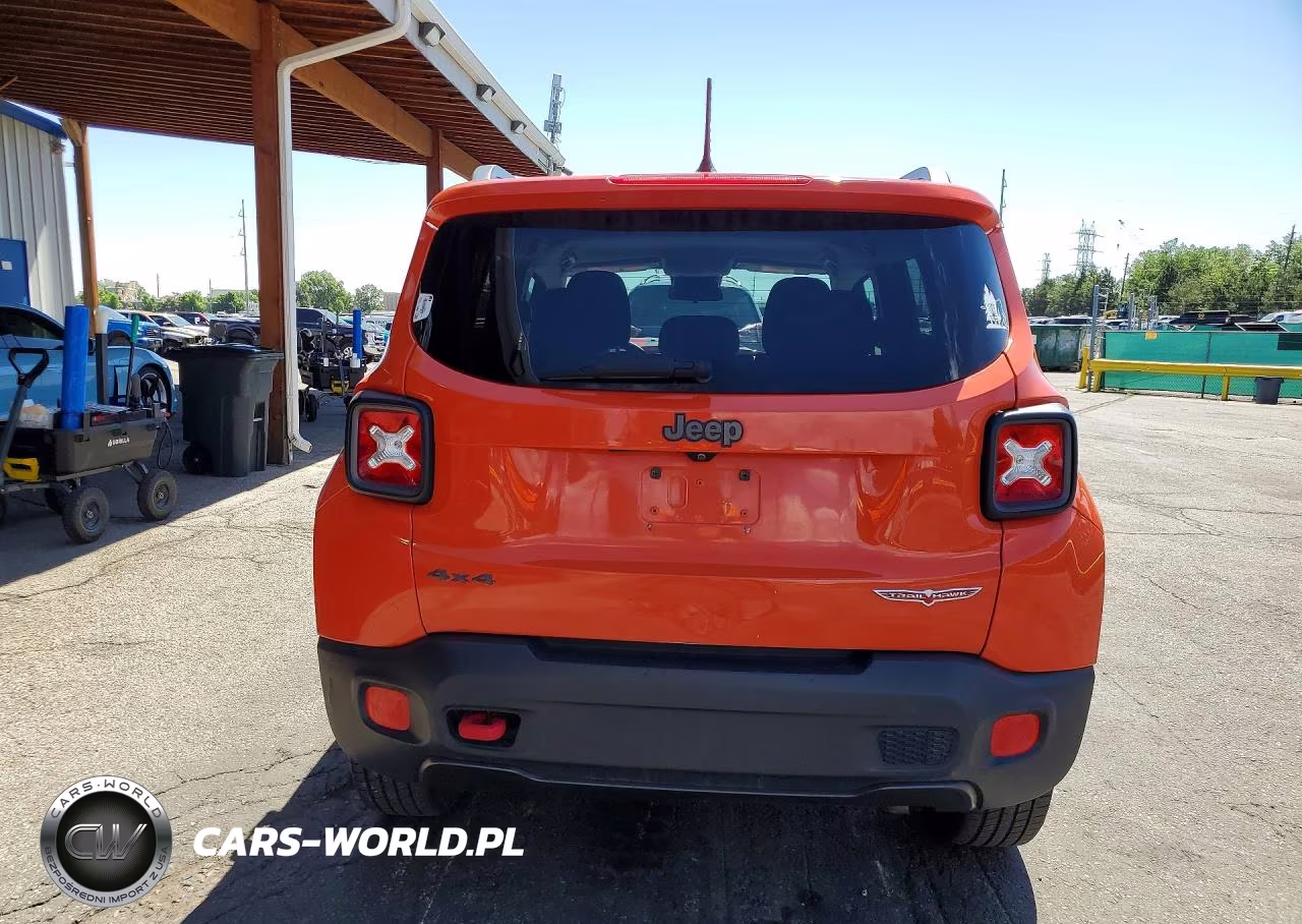 2017 Jeep Renegade Trailhawk VIN:ZACCJBCB8HPE52464 - 6