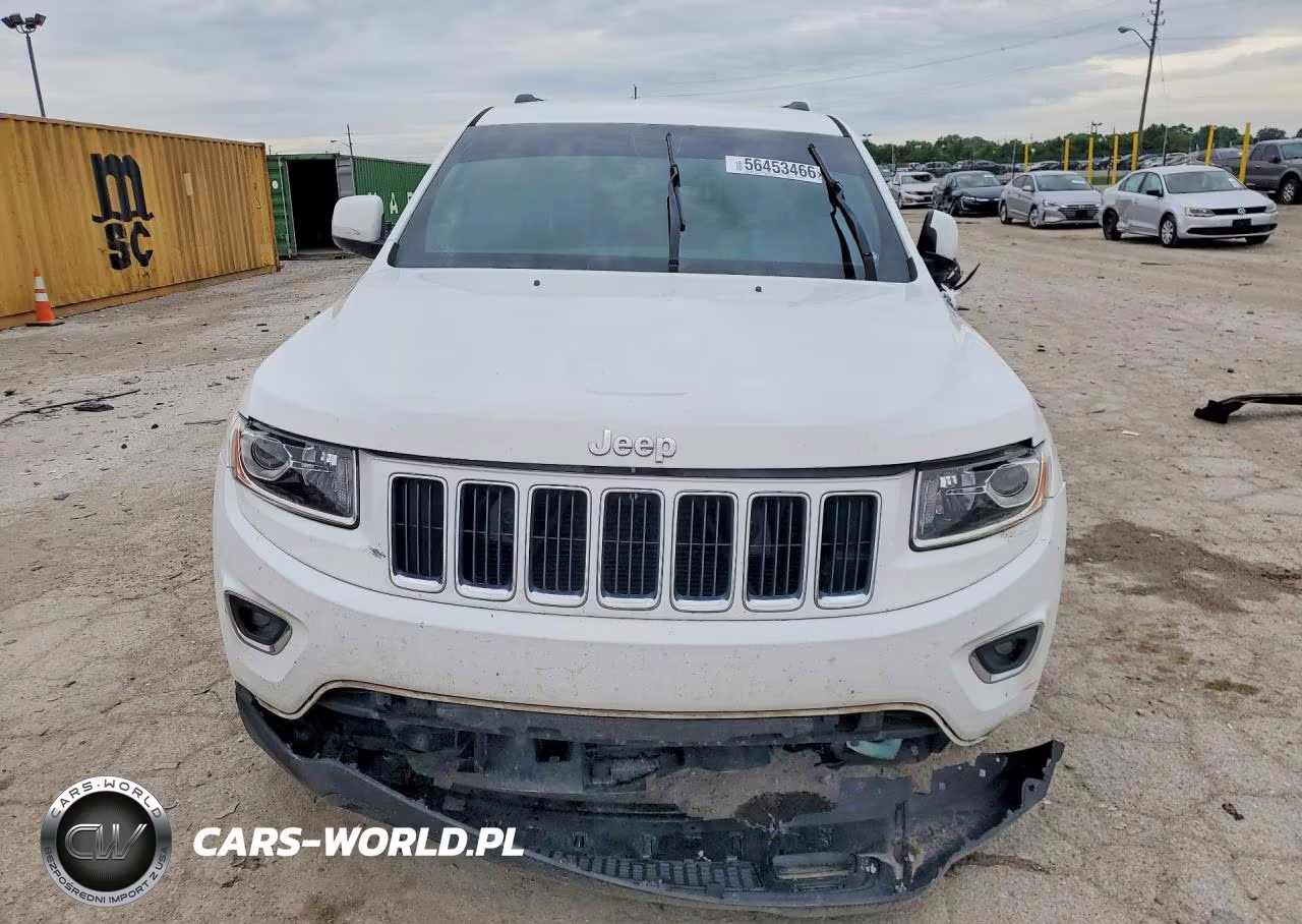 2015 Jeep Grand Cherokee Laredo VIN:1C4RJFAG2FC209203 - 5