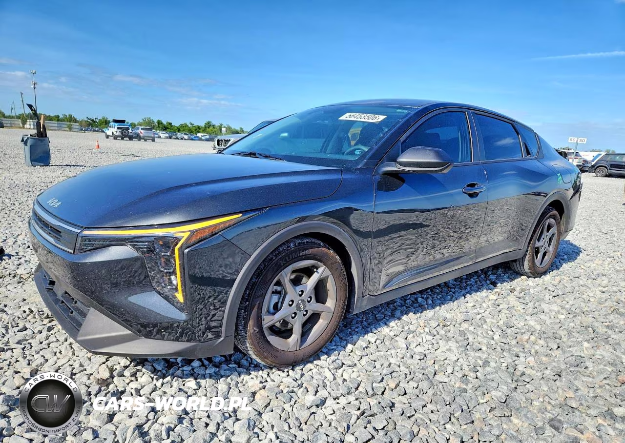 2025 Kia K4 Lxs