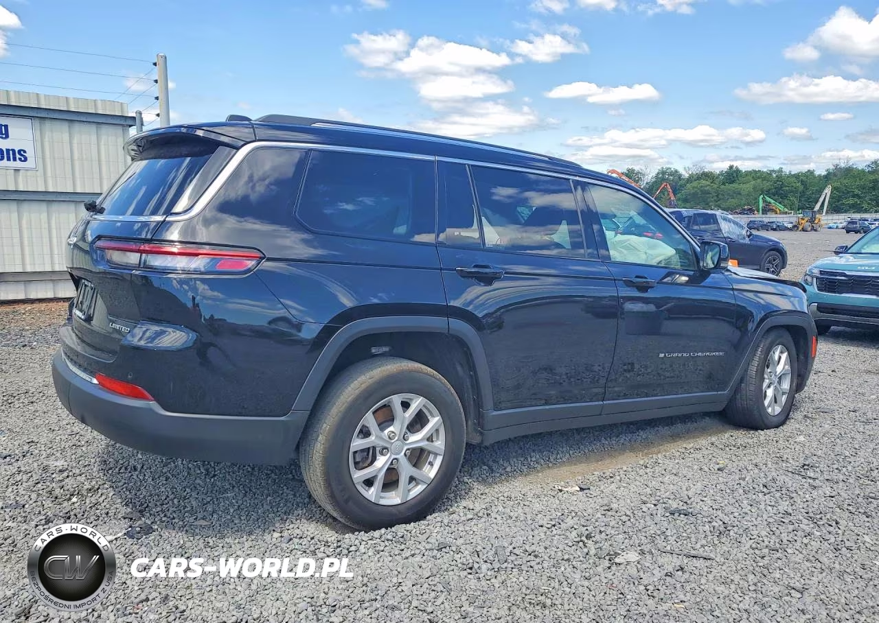 2023 Jeep Grand Cherokee L Limited VIN:1C4RJKBG9P8728633 - 3