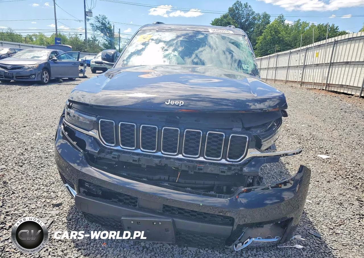 2023 Jeep Grand Cherokee L Limited VIN:1C4RJKBG9P8728633 - 5