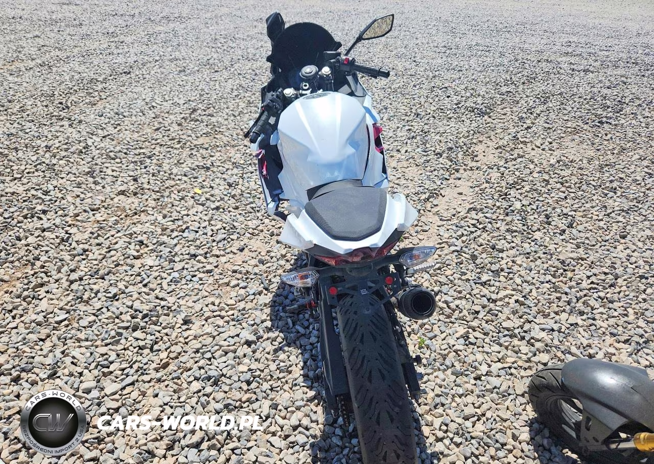 2021 Kawasaki Ex400 VIN:JKAEXKG1XMDAD3350 - 4