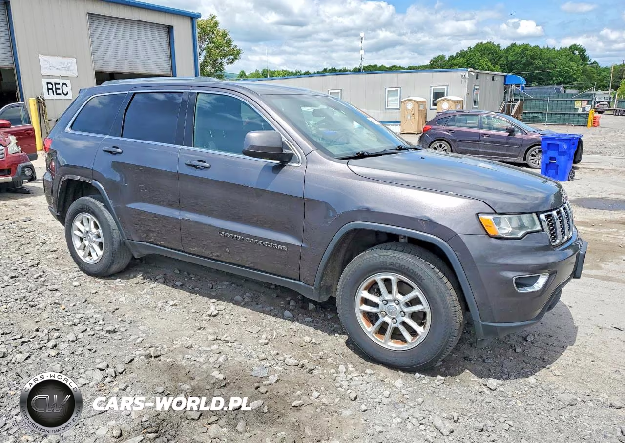 2019 Jeep Grand Cherokee Laredo VIN:1C4RJFAGXKC532876 - 4