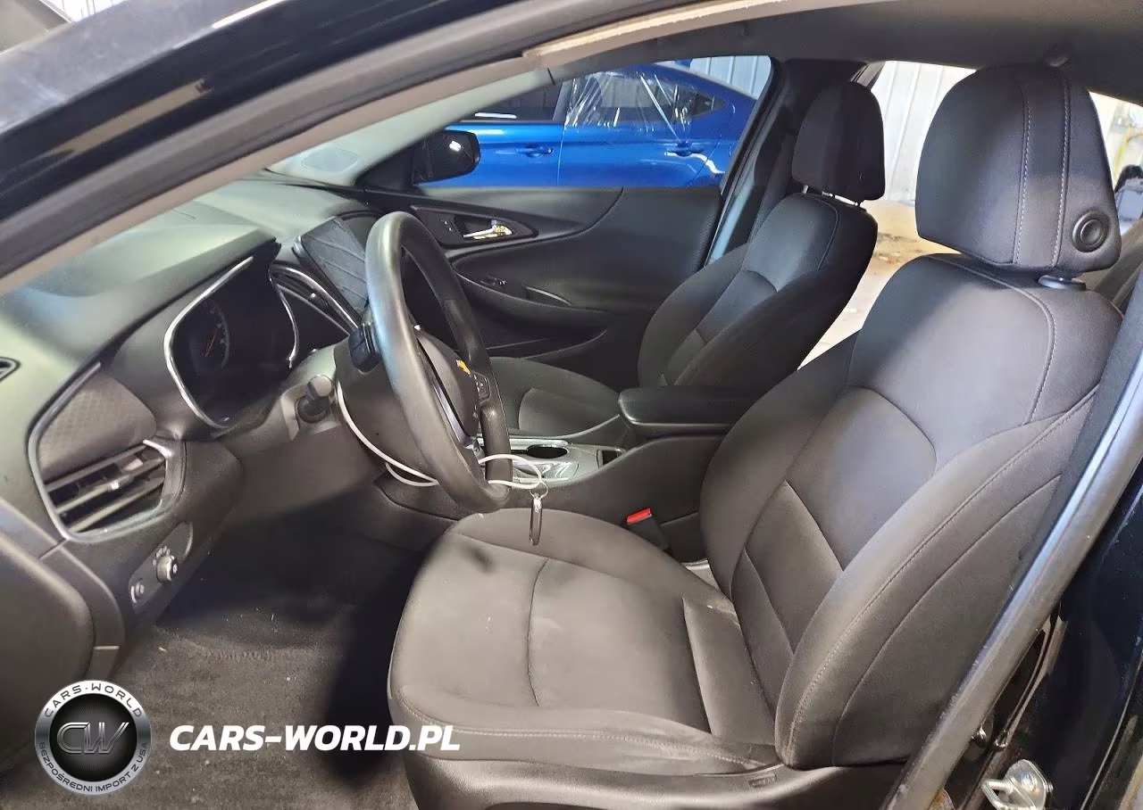 2019 Chevrolet Malibu Lt VIN:1G1ZD5ST8KF145067 - 7