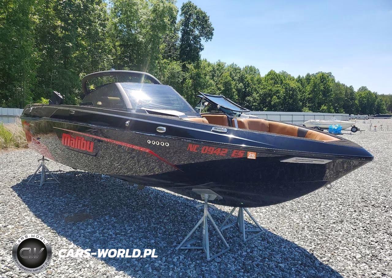 2021 Malibu Boat