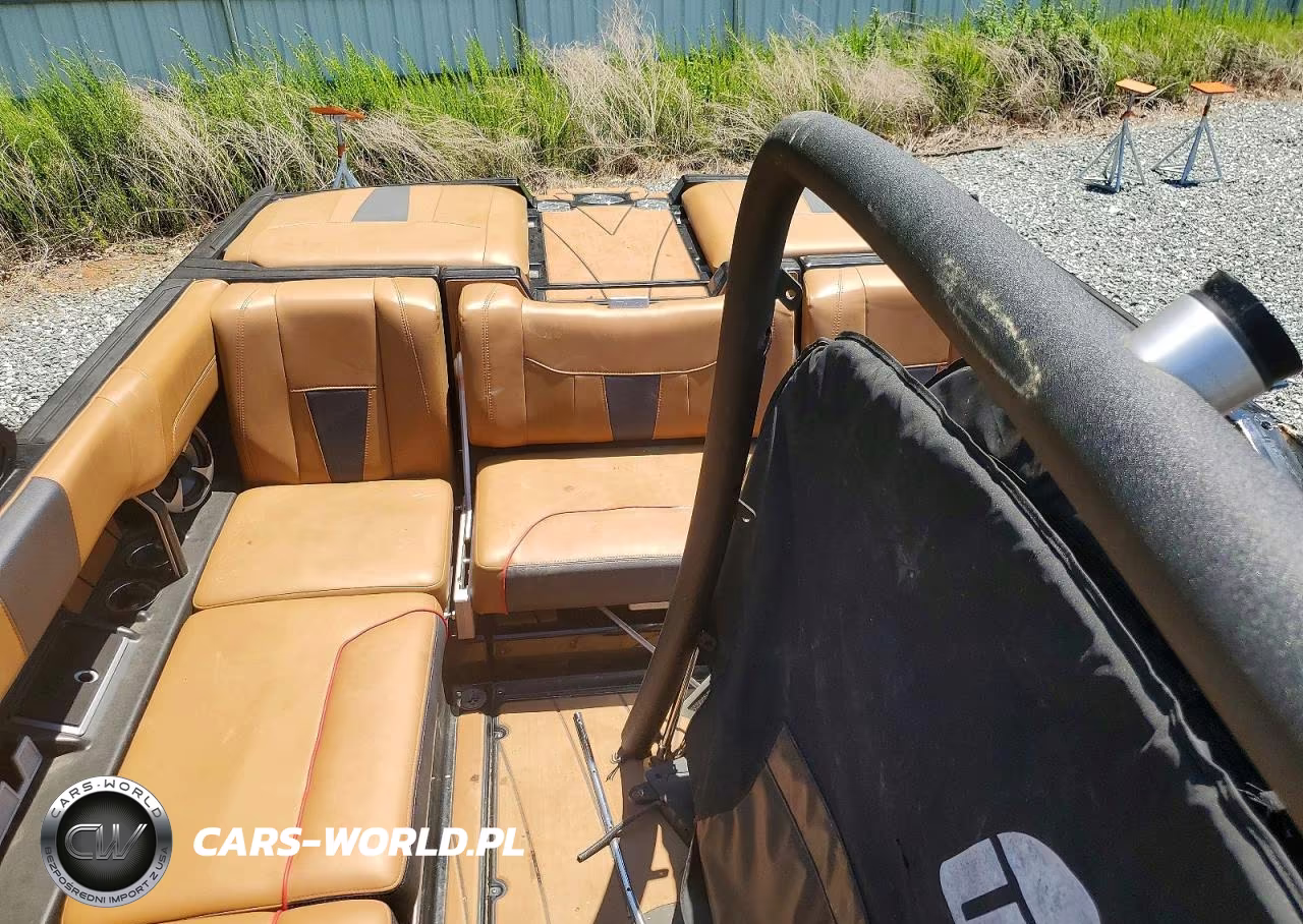 2021 Malibu Boat VIN:MB2S7800H021 - 6