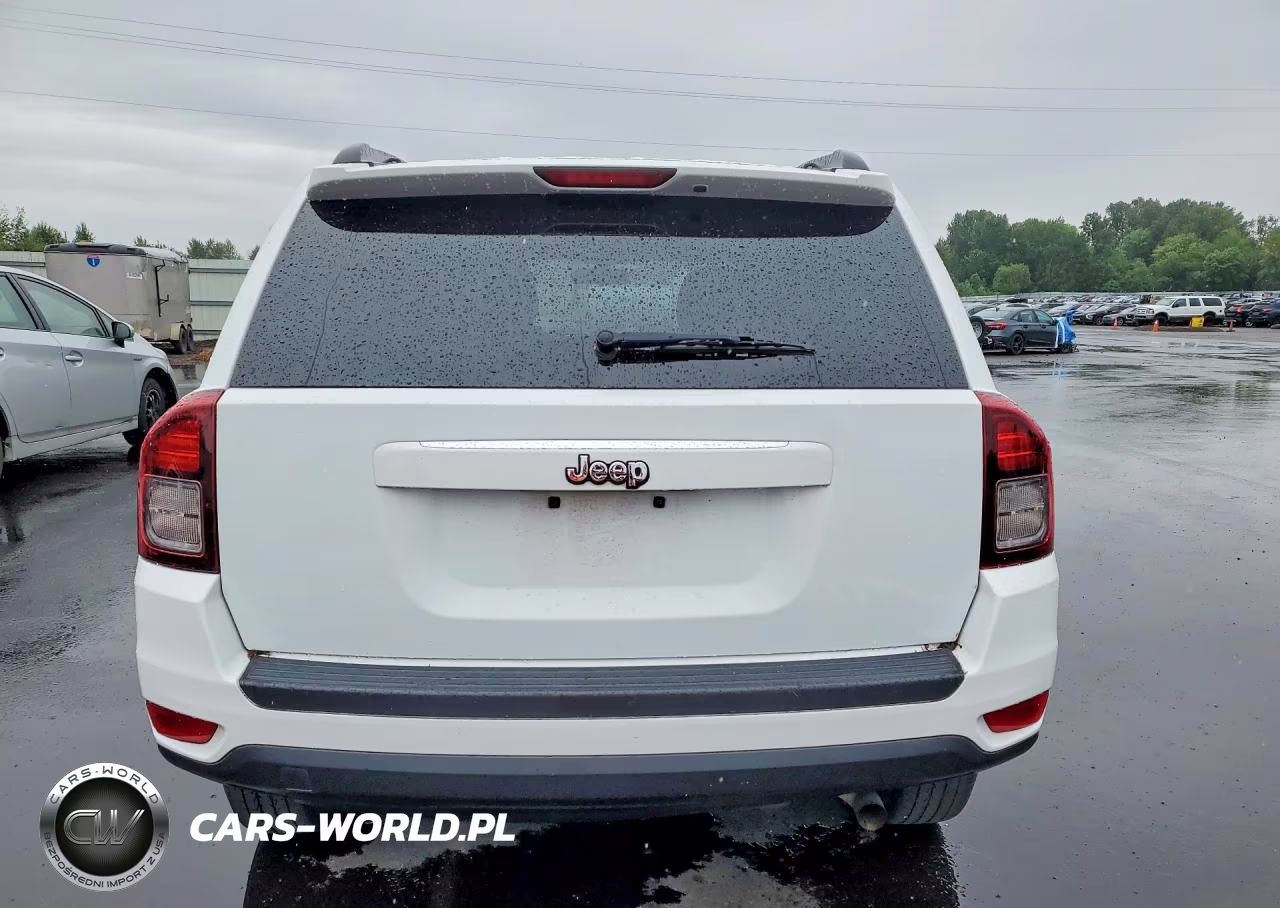2015 Jeep Compass Sport VIN:1C4NJCBA6FD397015 - 6
