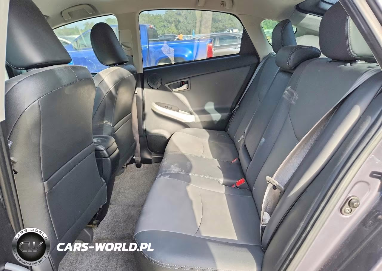 2015 Toyota Prius Five VIN:JTDKN3DU7F1957608 - 10