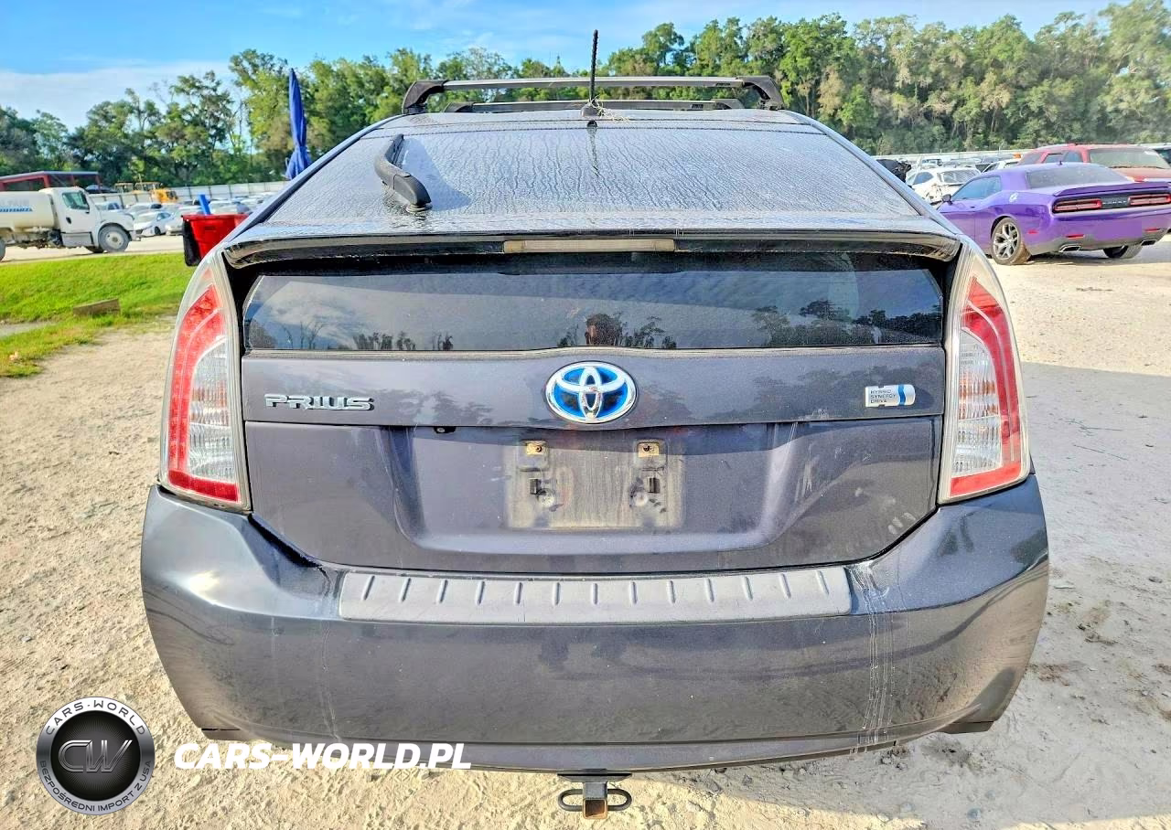 2015 Toyota Prius Five VIN:JTDKN3DU7F1957608 - 6