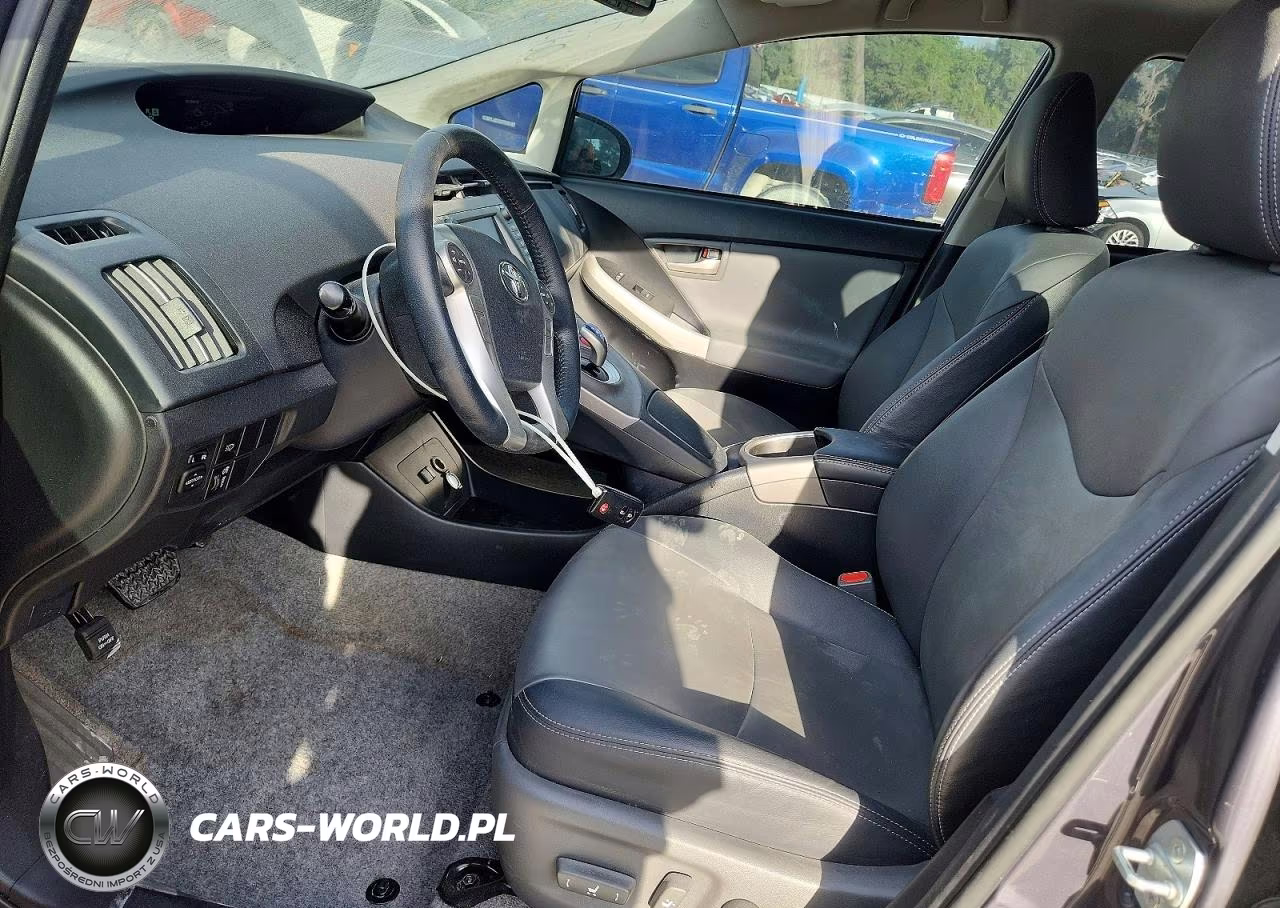 2015 Toyota Prius Five VIN:JTDKN3DU7F1957608 - 7