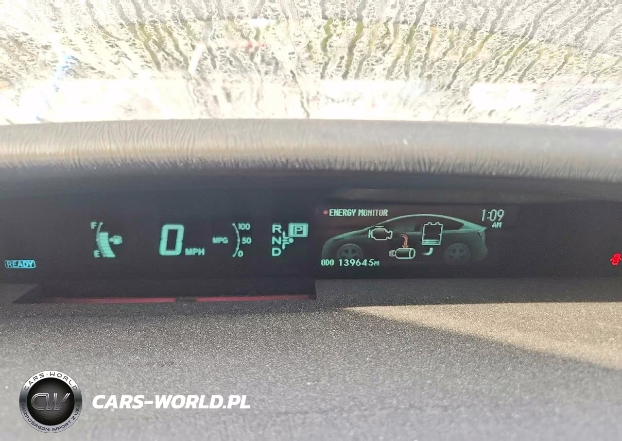 2015 Toyota Prius Five VIN:JTDKN3DU7F1957608 - 9