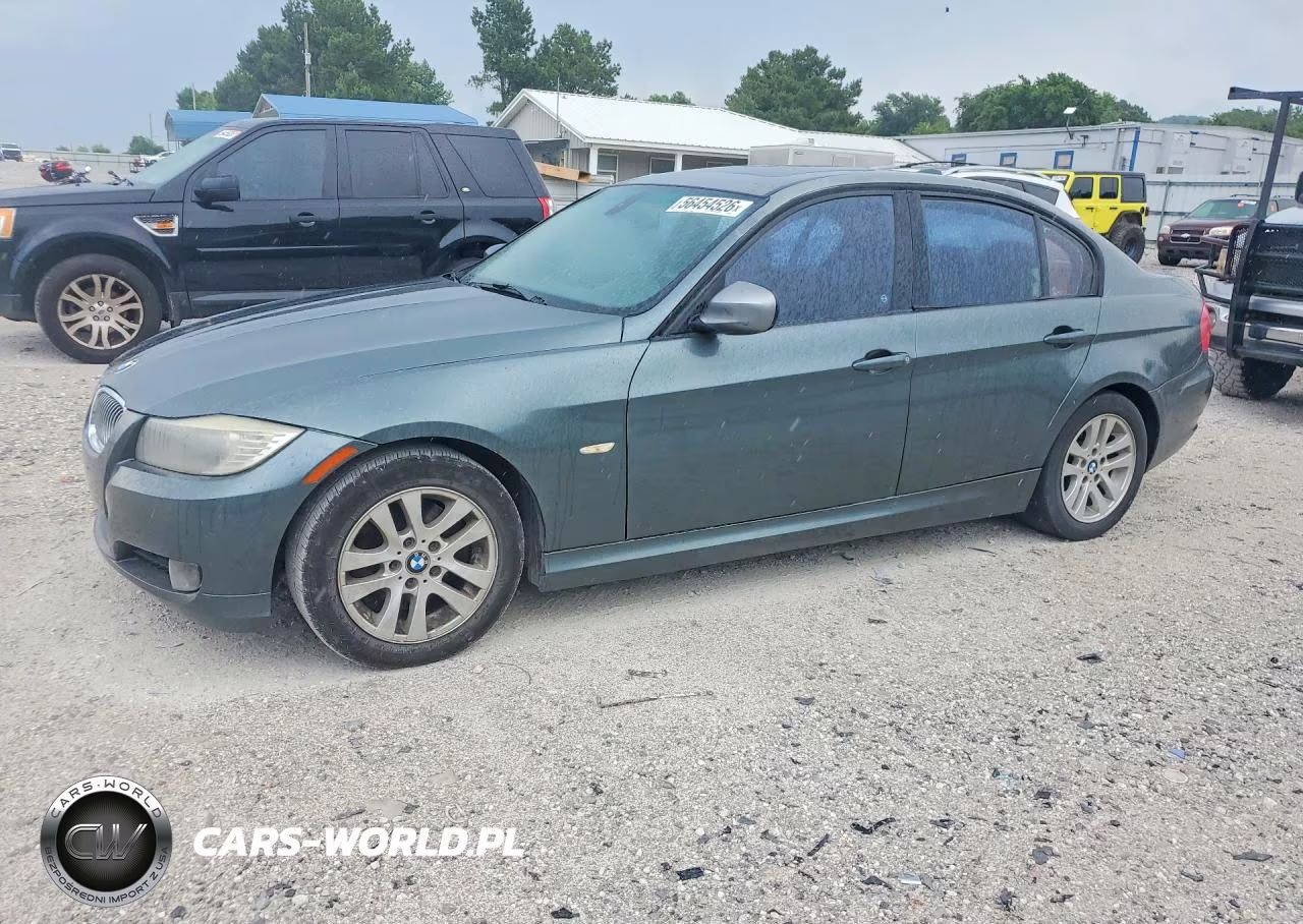 2011 BMW 328 I – zdjęcie 1 z 12