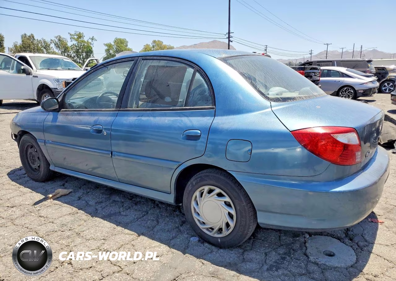 2001 Kia Rio Base VIN:KNADC123916050476 - 2