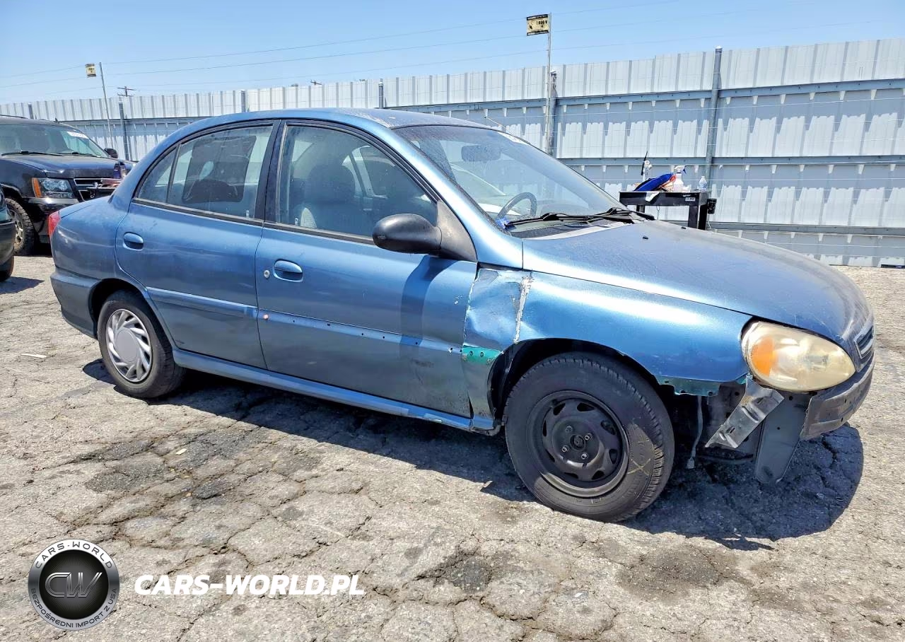 2001 Kia Rio Base VIN:KNADC123916050476 - 4