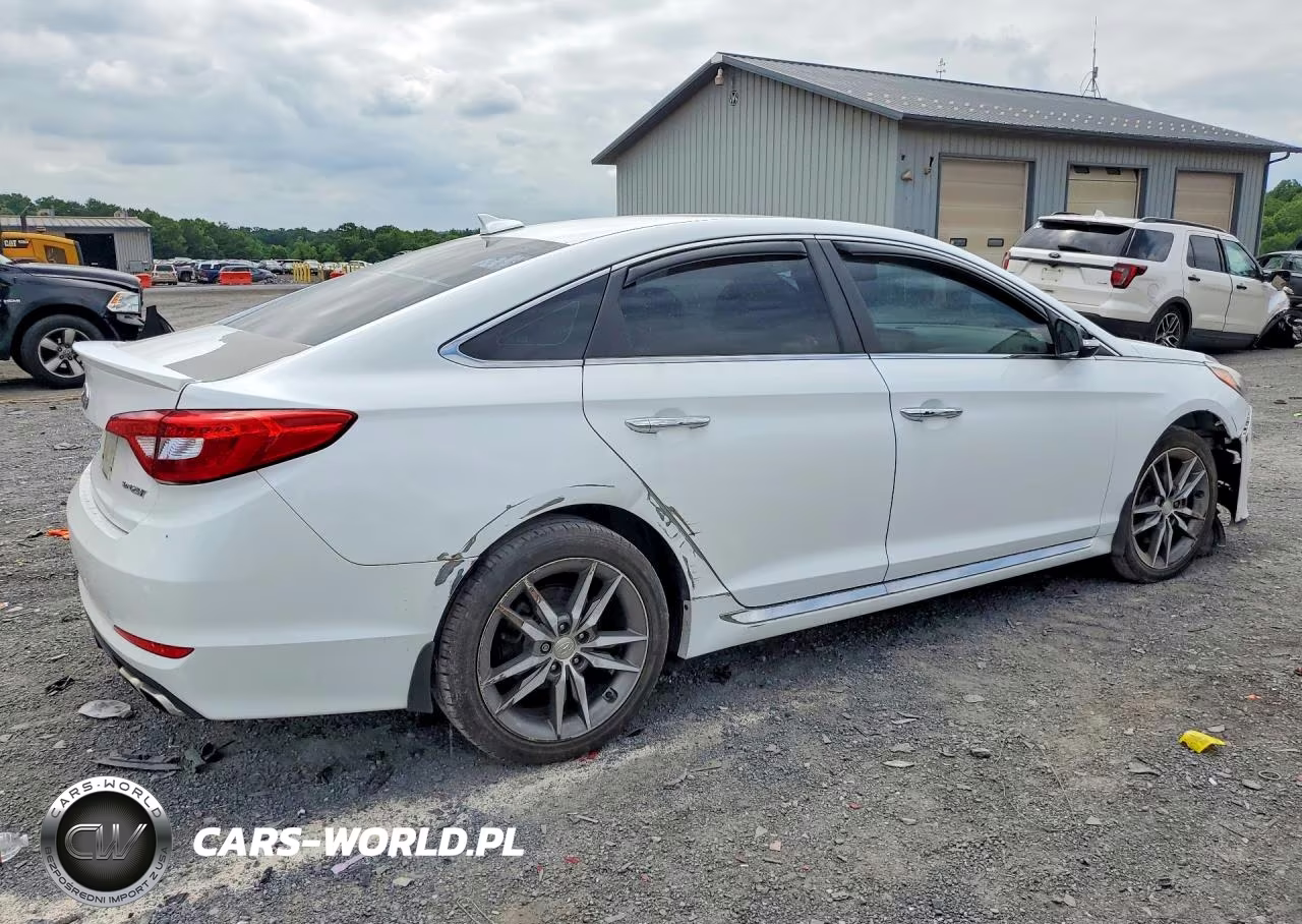 2015 Hyundai Sonata Sport 2.0T VIN:5NPE34AB5FH141503 - 3