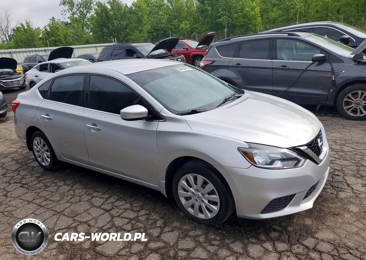 2018 Nissan Sentra S VIN:3N1AB7AP8JY347203 - 4