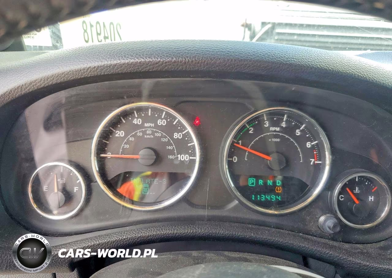 2014 Jeep Wrangler Unlimited Sahara VIN:1C4BJWEG7EL162289 - 9