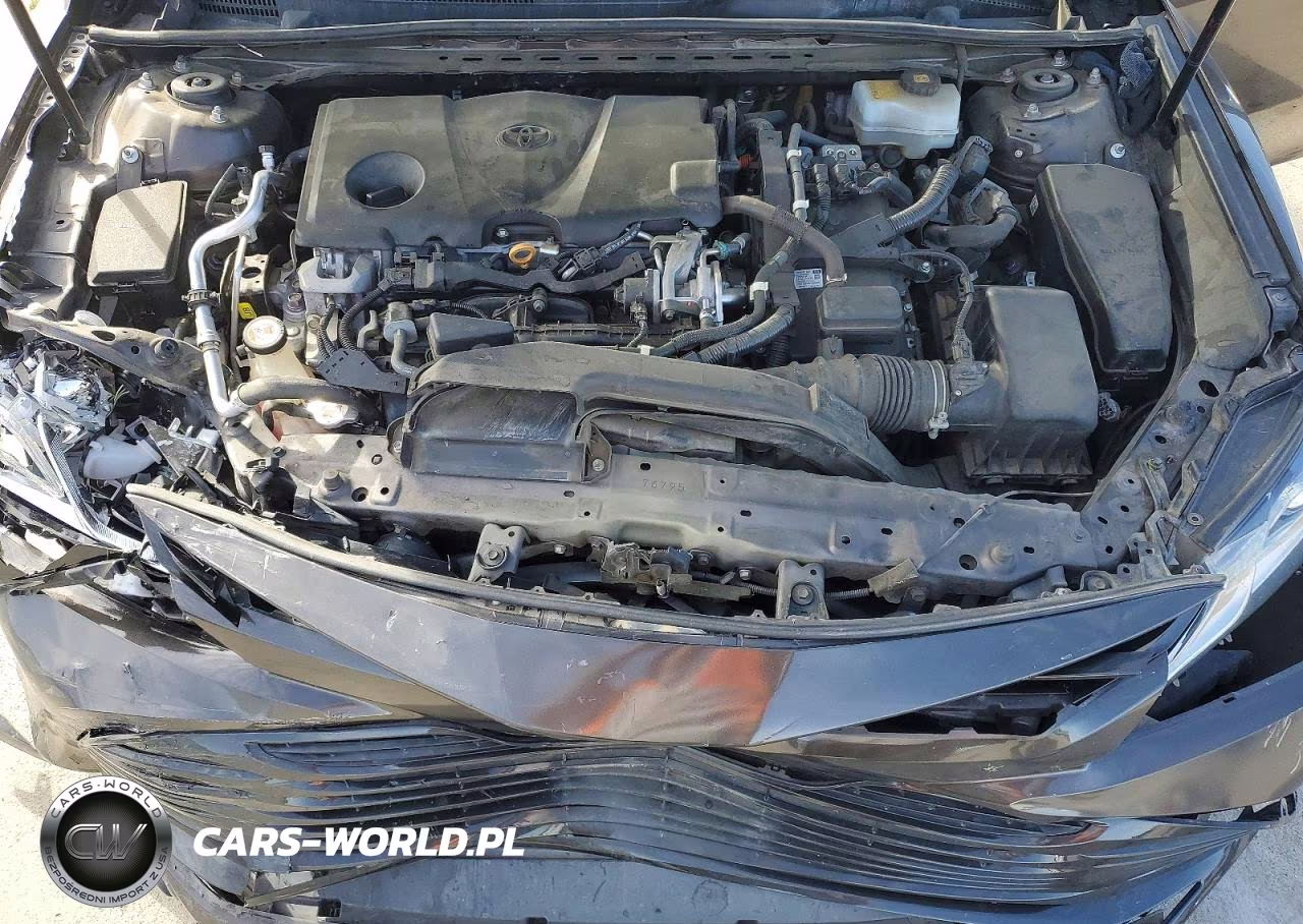 2018 Toyota Camry Le VIN:4T1B31HK4JU502284 - 11
