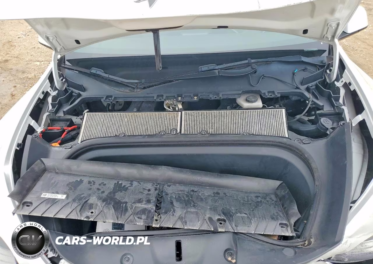 2021 Tesla Model Y VIN:5YJYGDED8MF110626 - 11