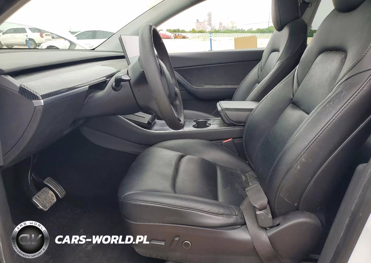 2021 Tesla Model Y VIN:5YJYGDED8MF110626 - 7